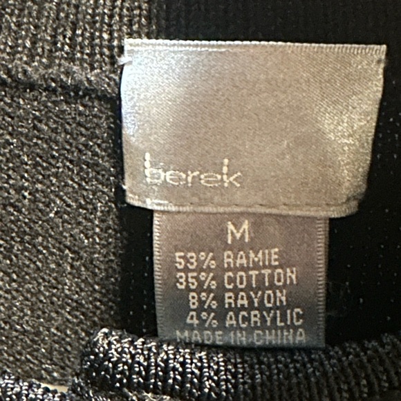 Berek holiday nativity scene women’s black cardigan sweater size m glitz, glam - Picture 5 of 6